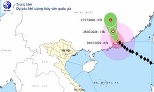 Bão số 2 Noul suy yếu, không ảnh hưởng đến đất liền Việt Nam