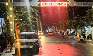 Ô tô con tông xe máy ở Lâm Đồng khiến 2 vợ chồng tử vong