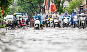 Lý giải nguyên nhân nước rút chậm một số nơi ở Hà Nội