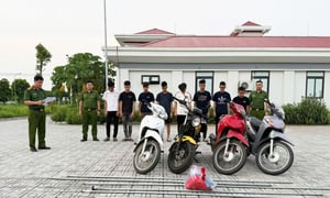 Khởi tố 27 thanh niên niên vác hung khí diễu phố thị uy để lấy ‘tiếng vang’