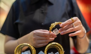 Giá vàng hôm nay 28/7: Quay đầu giảm nhẹ