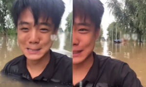 Nước ngập đến cổ mà nhân viên vẫn đi làm, ông chủ kinh hãi nhờ người giải cứu