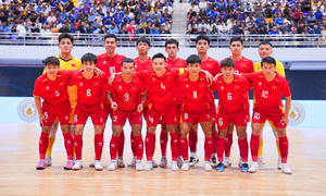Futsal Việt Nam ngược dòng ngoạn mục, cầm hòa Thái Lan