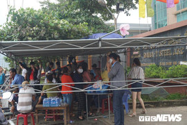 Dân tiếp tục bao vây nhà máy thép ở Đà Nẵng