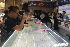 Tiệm vàng ở Đà Nẵng 'yên ắng' ngày vía Thần Tài