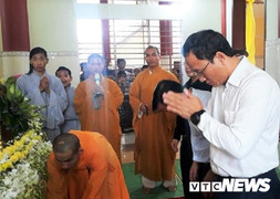 Tai nạn ở Quảng Ngãi khiến 12 nhà sư thương vong: Thủ tướng Nguyễn Xuân Phúc gửi lời chia buồn