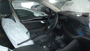 Đại biểu Quốc hội đồng tình sung công quỹ ô tô có 'đường lưỡi bò' phi pháp