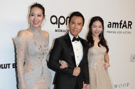 Chân Tử Đan và vợ con mang theo 20 vệ sĩ, thái độ ngạo mạn khi bỏ về?