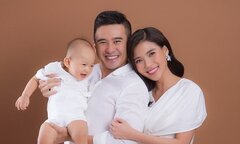 Vợ chồng Lương Thế Thành – Thúy Diễm khoe ảnh kỷ niệm 3 năm ngày cưới cực ngọt ngào