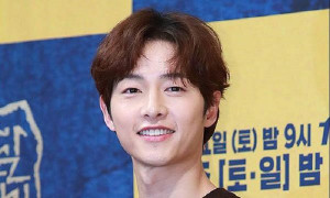 Sau tất cả, Song Joong Ki cũng lên tiếng trước tin đồn ly hôn Song Hye Kyo