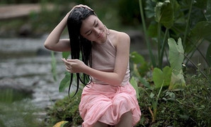 Đạo diễn phim 'Vợ ba' lên tiếng trước ồn ào dùng diễn viên 13 tuổi đóng cảnh nóng