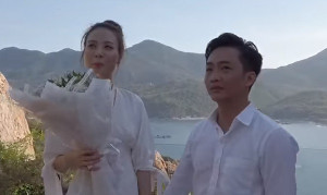 Cường Đô la xúc động rơi nước mắt khi cầu hôn Đàm Thu Trang bên bờ biển