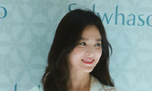 Song Hye Kyo gầy đi trông thấy, tiều tụy trong lần đầu xuất hiện sau ly hôn