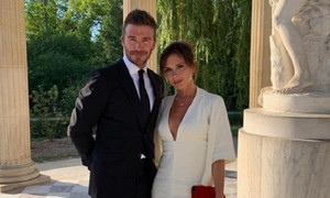 Vợ chồng David Beckham lãng mạn trong dịp kỷ niệm 20 năm ngày cưới