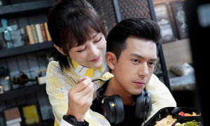 Lăng xê diễn viên nào người đó liền nổi tiếng, tiểu hoa đán Dương Tử nói gì?