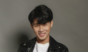 Chủ nhân hit 'Hồng nhan' bị tố mắc bệnh ngôi sao, hủy show đột ngột