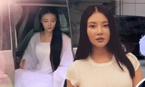 'Bom sex' Từ Đông Đông bị phản đối khi đóng Tiểu Long Nữ