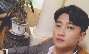 Bị nghi phẫu thuật thẩm mỹ, Quốc Trường 'Về nhà đi con' nói gì?