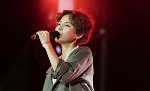 Vũ Cát Tường miệt mài tập luyện đến gần nửa đêm cho liveshow tại Hà Nội