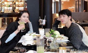 Giữa tin đồn ly hôn Huỳnh Hiểu Minh, Angela Baby hẹn hò vui vẻ bên người đàn ông này