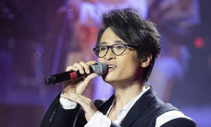 Hà Anh Tuấn xin phép hàng nghìn khán giả làm điều đặc biệt trong đêm nhạc ‘Truyện ngắn’