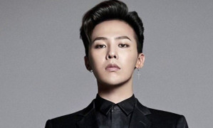 G-Dragon vẫn đút túi cả triệu USD dù đang đi lính