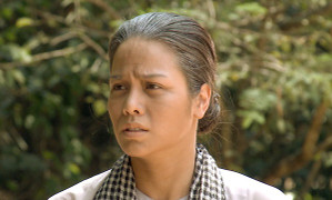 Bị soi chuyện xào rau sống, để diễn vai ‘nhai như nhai cỏ’ trong phim, Nhật Kim Anh nói gì?