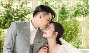 Đông Nhi hồi hộp, tiết lộ bí mật lễ cưới với Ông Cao Thắng