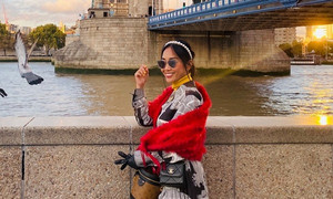 Đoan Trang lạ lẫm, tự tin thả dáng trên đường phố Luân Đôn