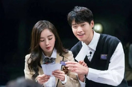 Dương Mịch lại lộ thêm bằng chứng hẹn hò với tình trẻ Ngụy Đại Huân