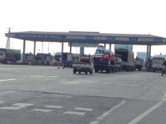 'Vỗ béo' các nhà đầu tư BOT