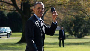 Bỏ BlackBerry, Obama chọn 'cục gạch'