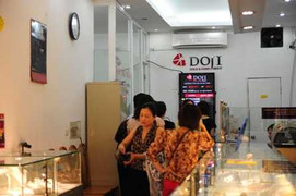 Giá vàng tiếp tục tăng cao