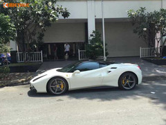 Cường Đô La tậu 'siêu ngựa' Ferrari 488 GTB giá 15 tỷ đồng?