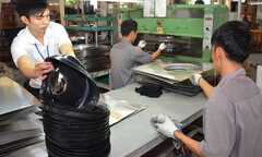 Doanh nghiệp khát vốn, ngân hàng thờ ơ
