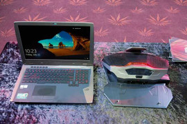 Sửng sốt laptop 130 triệu đồng được trang bị tản nhiệt nước