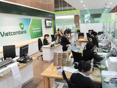 Nhân viên Vietcombank bị giảm lương gần 3 triệu/tháng