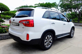 Kia Sorento: SUV giá hấp dẫn 868 triệu đồng