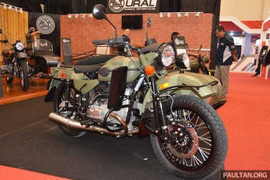 Môtô xít-đờ-ca 75 tuổi vẫn 'hét' giá từ 553 triệu đồng