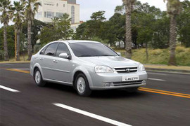 Những mẫu sedan cũ giá dưới 300 triệu đồng