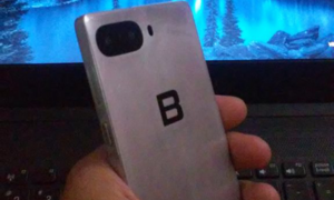 Bất ngờ hình ảnh được xem là của Bphone 2