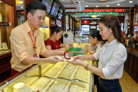 Sau 4 tháng rơi 'đáy', giá vàng sẽ sớm bật tăng trở lại?