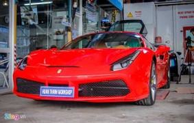 Siêu xe Ferrari 488 GTB tại Đà Nẵng lên gói độ hàng hiệu
