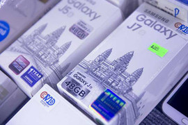 Thêm smartphone Samsung phát nổ, lần này là Galaxy J5