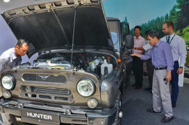 Ô tô Nga giá rẻ vẫn không dễ bán