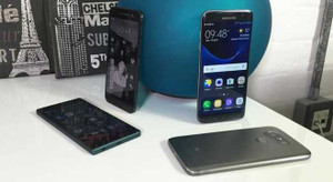 iPhone 7 trở thành cứu tinh cuối năm của các nhà bán lẻ Việt