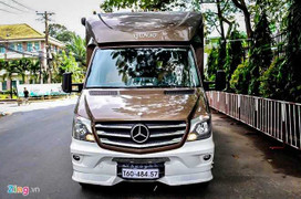 Cận cảnh nhà di động Mercedes-Benz, hàng độc tại Việt Nam