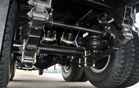 Vừa nhen nhóm, công nghiệp ô tô Việt Nam bị bóp nghẹt