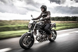 Ngắm Suzuki SV650 Scrambler 2017 giá từ 195 triệu đồng