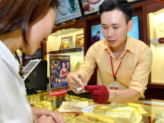 Giá vàng hôm nay 16/12 đắt kỷ lục, nguy cơ rủi ro với người mua